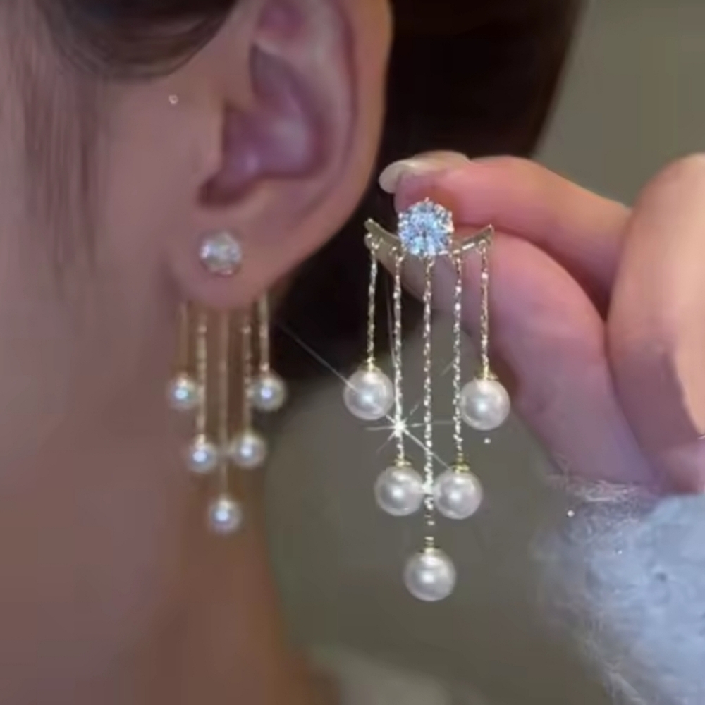 Gold and Pearl Dangle Earrings - Picture 3 of 4